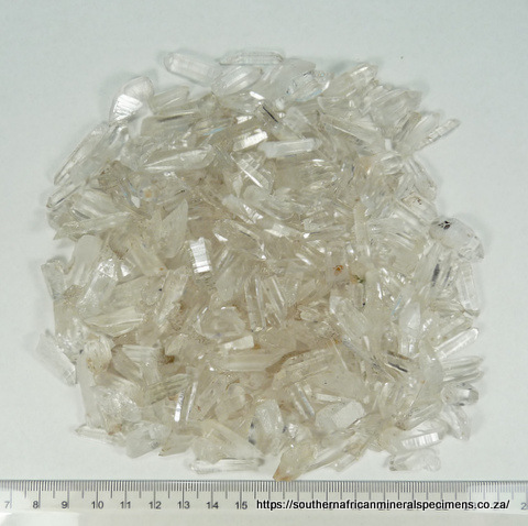 20 clear quartz crystals of medium to high quality